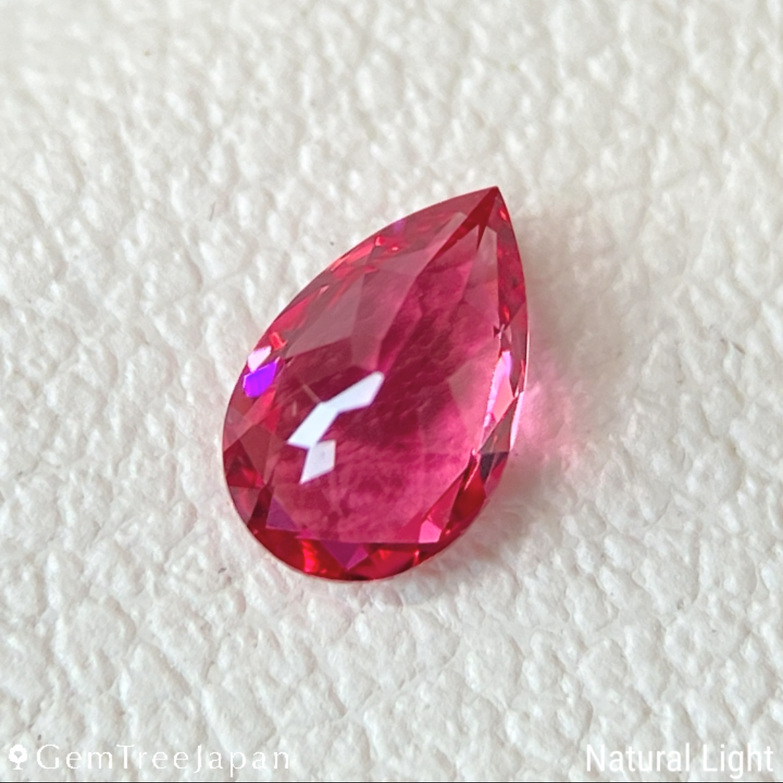 Redish Pink Spinel 0.243ct / Vietnam