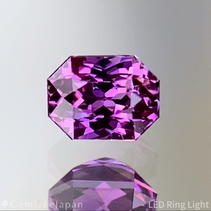 Purplish Pink Sapphire 0.248ct / Sri Lanka