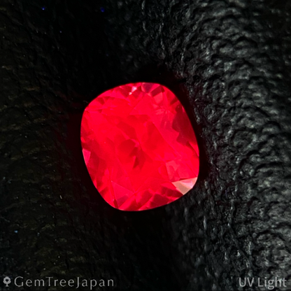 Orangy Pink Spinel 0.270ct / Vietnam