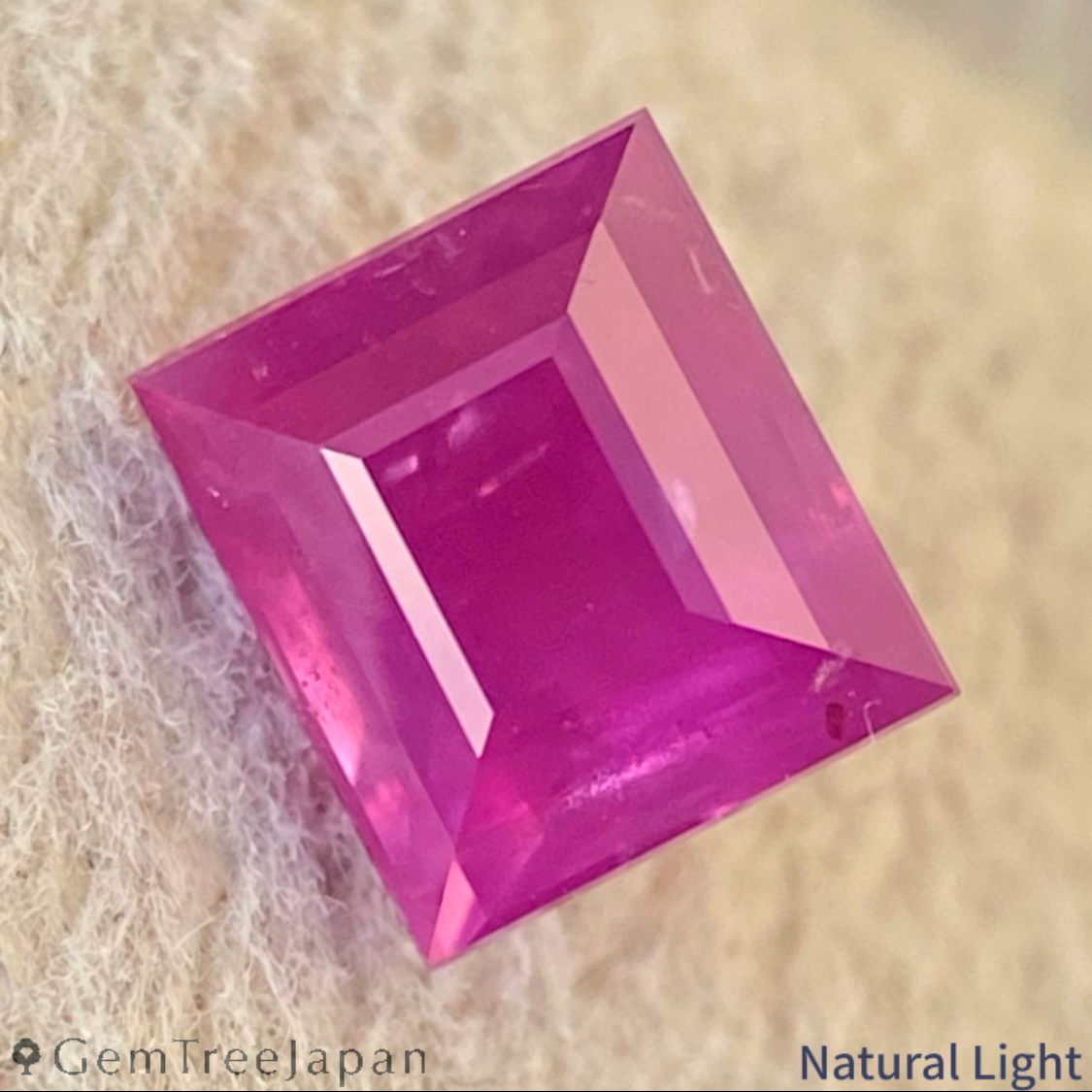 Un-Heat Ruby 0.944ct / Burma