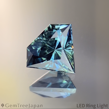 【Trial Price】Greenish Blue Sapphire 0.628ct / Madagascar