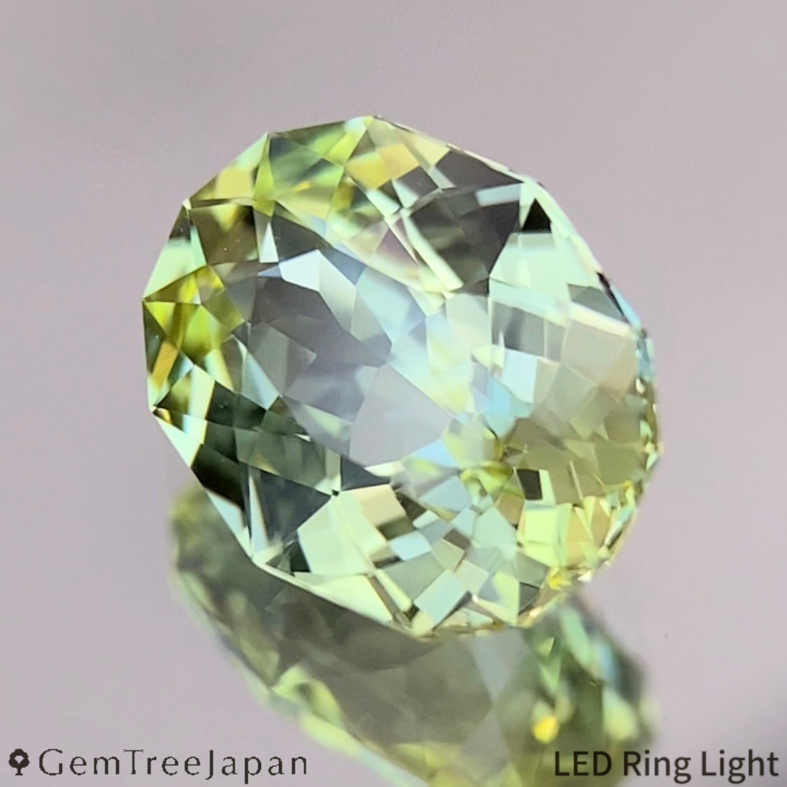 Greenish Light Yellow Sapphire 1.448ct / Thailand (Kanchanaburi)