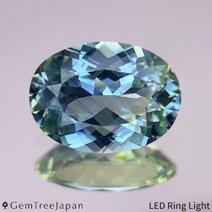 Parti-color Sapphire 0.814ct / Thailand(Kanchanaburi)