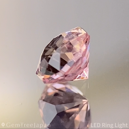 Pinkish Orange Sapphire 0.434ct / Madagascar