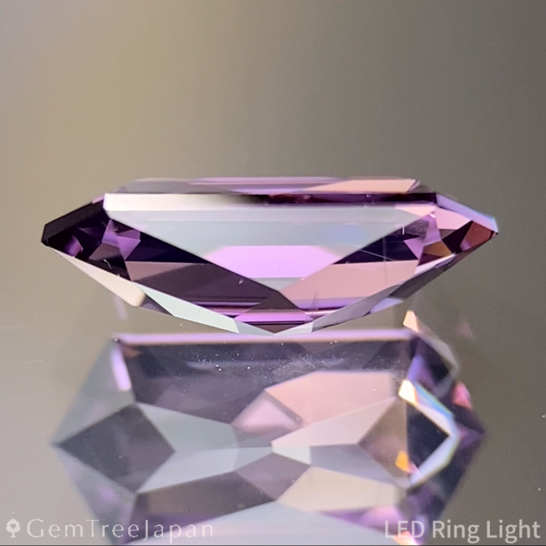 Pinkish Violet Spinel 0.994ct / Sri Lanka