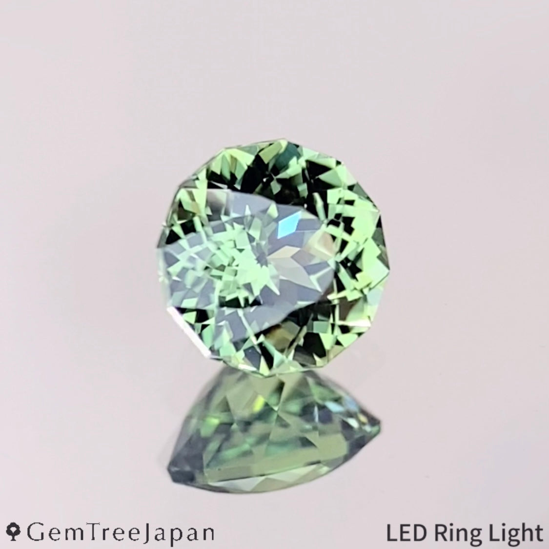 Un-Heat Sapphire 0.446ct / Thailand (Kanchanaburi)