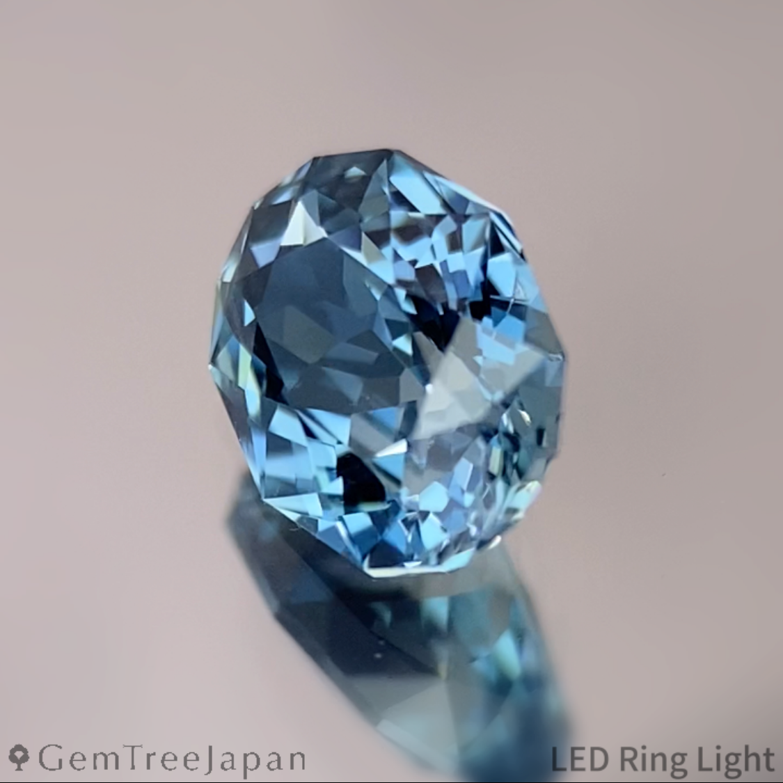 "Ice Mint Blue" Sapphire 0.693ct / Kanchanaburi (Thailand)