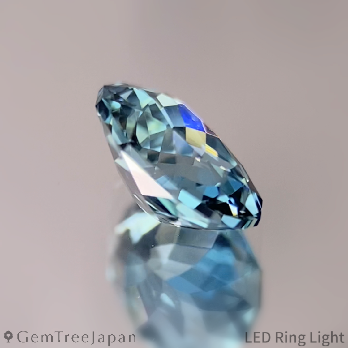 "Ice Mint Blue" Sapphire 0.693ct / Kanchanaburi (Thailand)