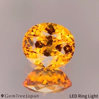 Mandarin Orange Sapphire 0.694ct / Thailand (Kanchanaburi)