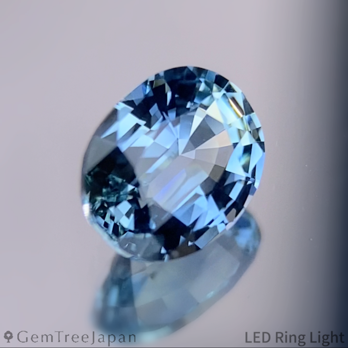 "Ice Mint Blue" Sapphire 0.655ct / Kanchanaburi (Thailand)