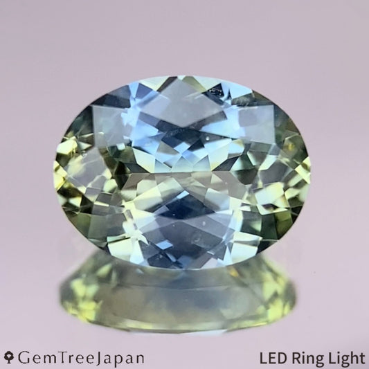 Parti-Color Sapphire 0.848ct / Thailand (Kanchanaburi)