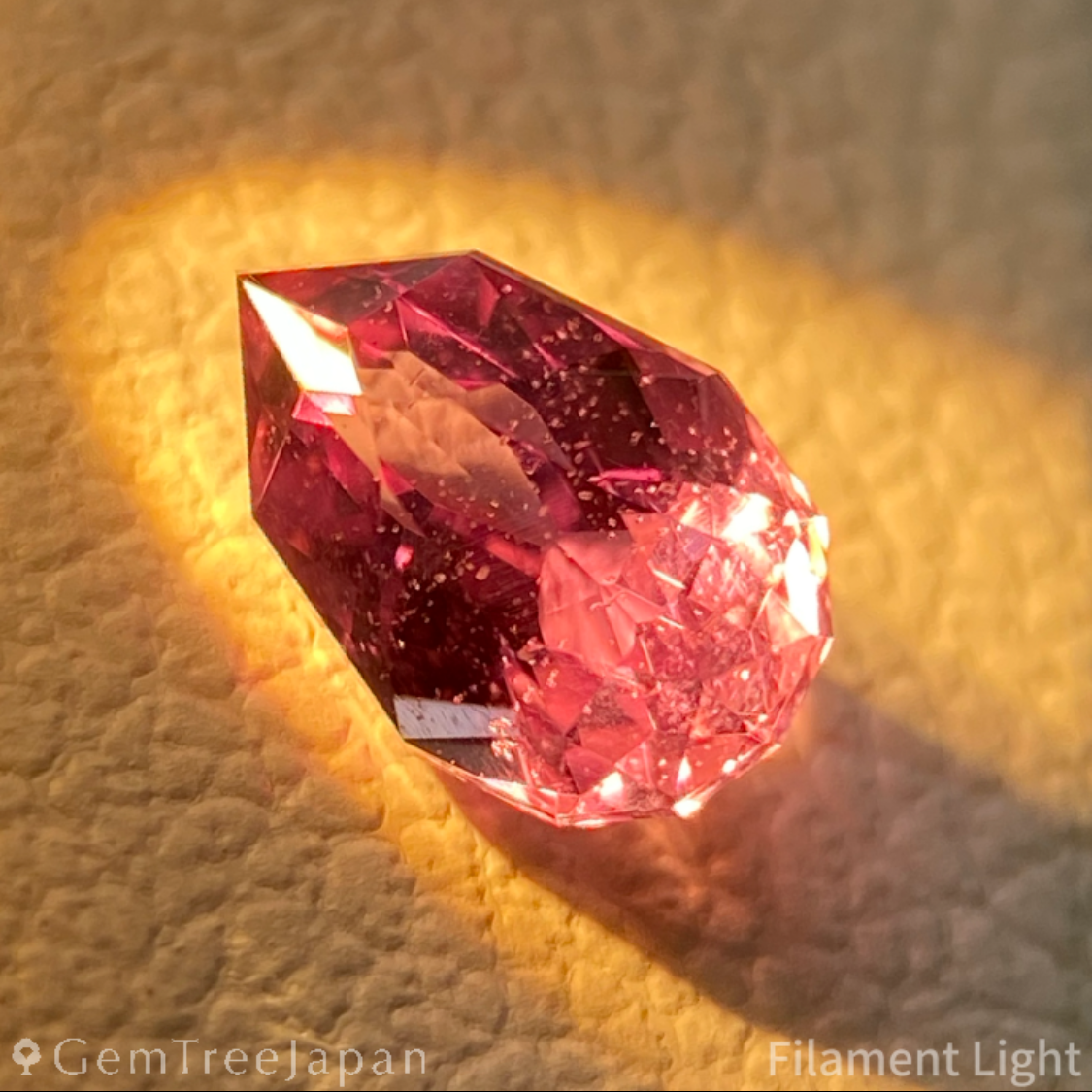 Unheated Sapphire 0.584ct / Madagascar