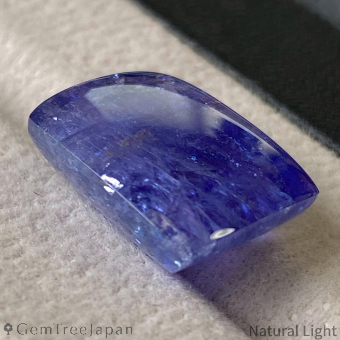 Tanzanite 16.158ct / Tanzania
