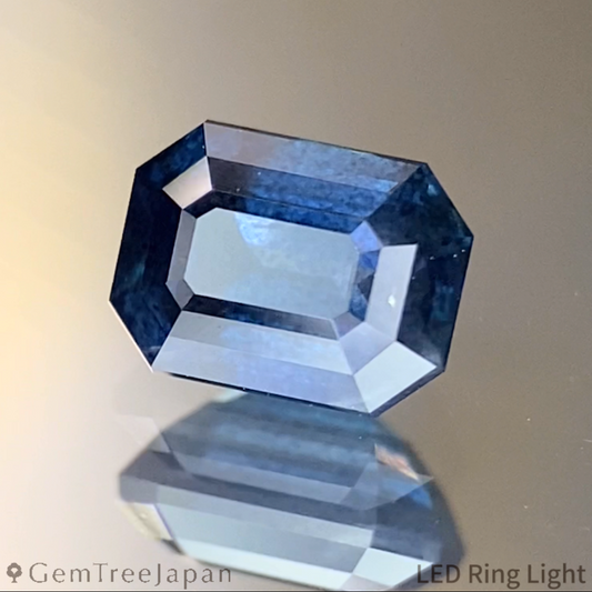 Deep Indigo Blue Sapphire 0.815ct / Madagascar