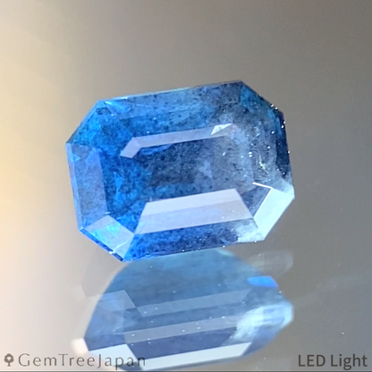 Deep Indigo Blue Sapphire 0.815ct / Madagascar