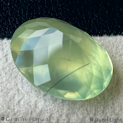 Prehnite 7.281ct / Australia