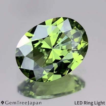 “Narika Cut" Un-Heat Sapphire 0.755ct / Thailand (Kanchanaburi)