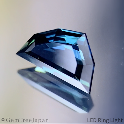 Greenish Blue Sapphire 0.665ct / Nigeria