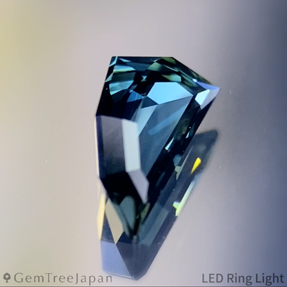 Greenish Blue Sapphire 0.665ct / Nigeria