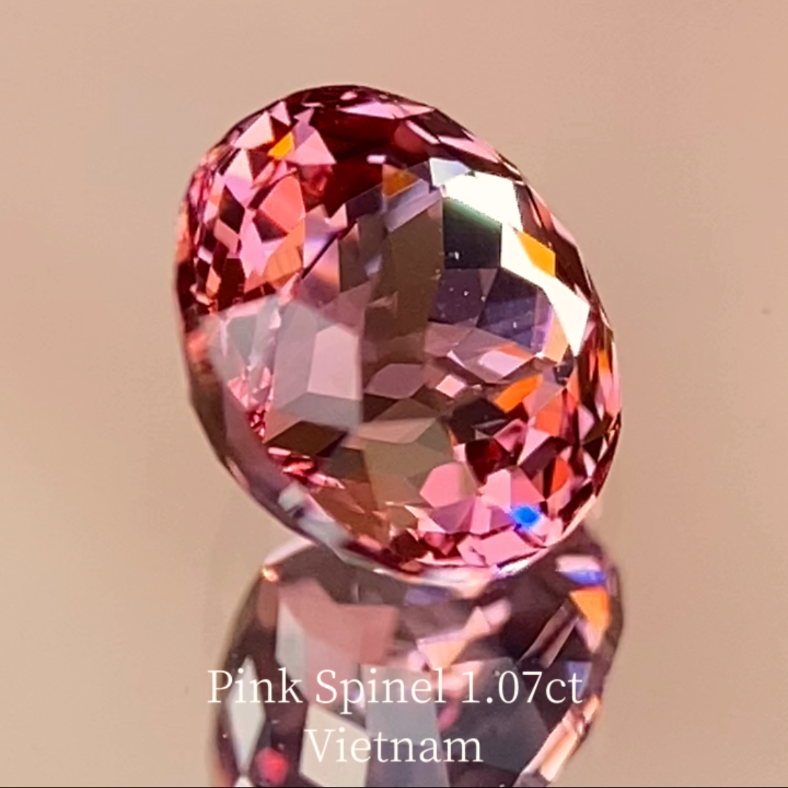 Pink Spinel 1.07ct / Vietnam