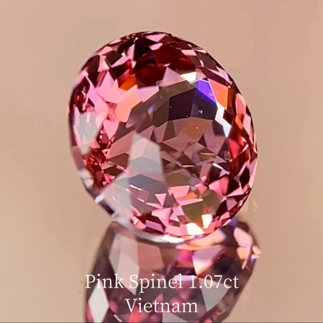 Pink Spinel 1.07ct / Vietnam