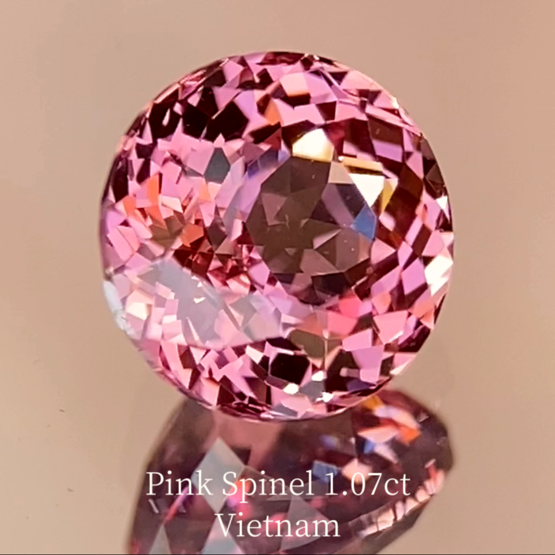 Pink Spinel 1.07ct / Vietnam