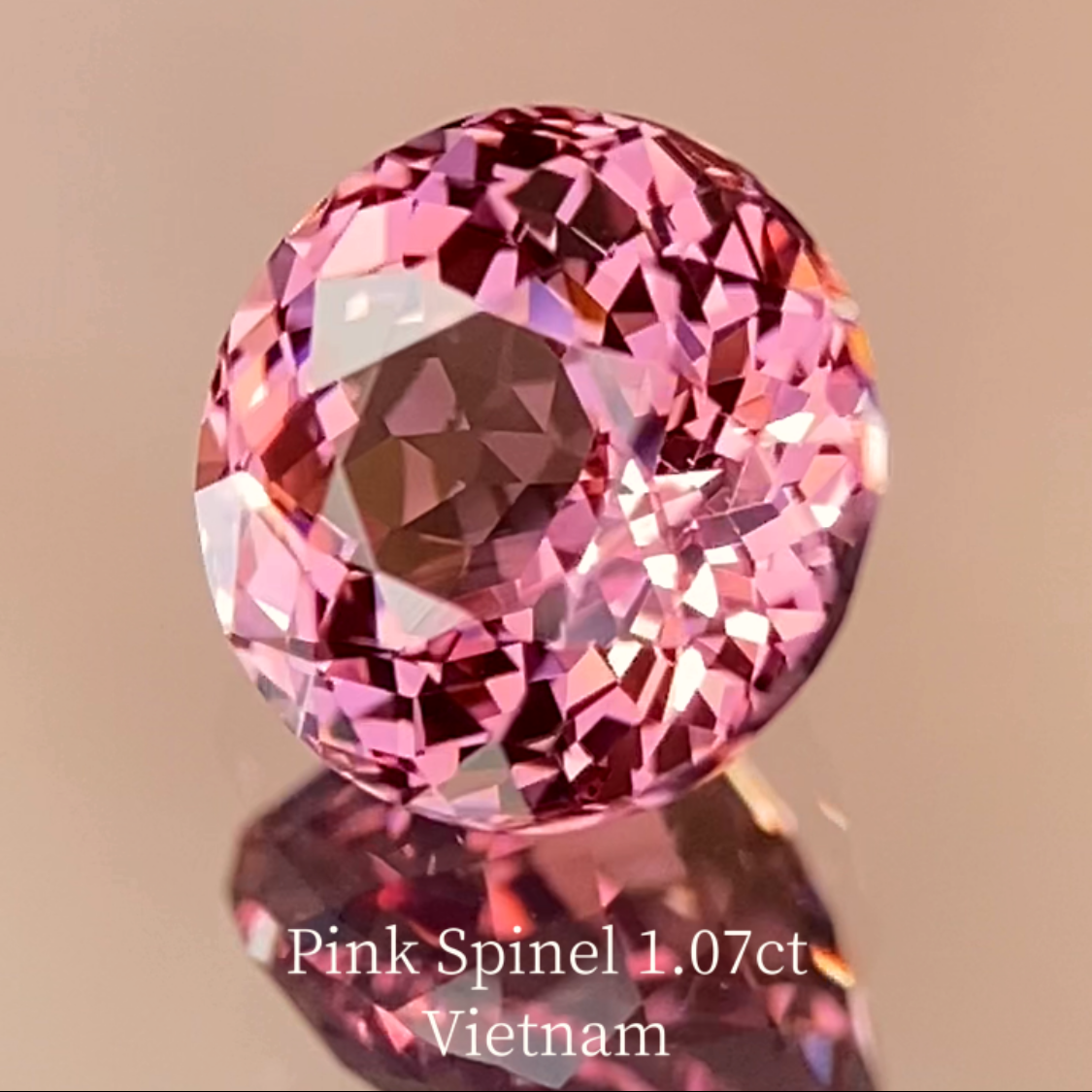 Pink Spinel 1.07ct / Vietnam