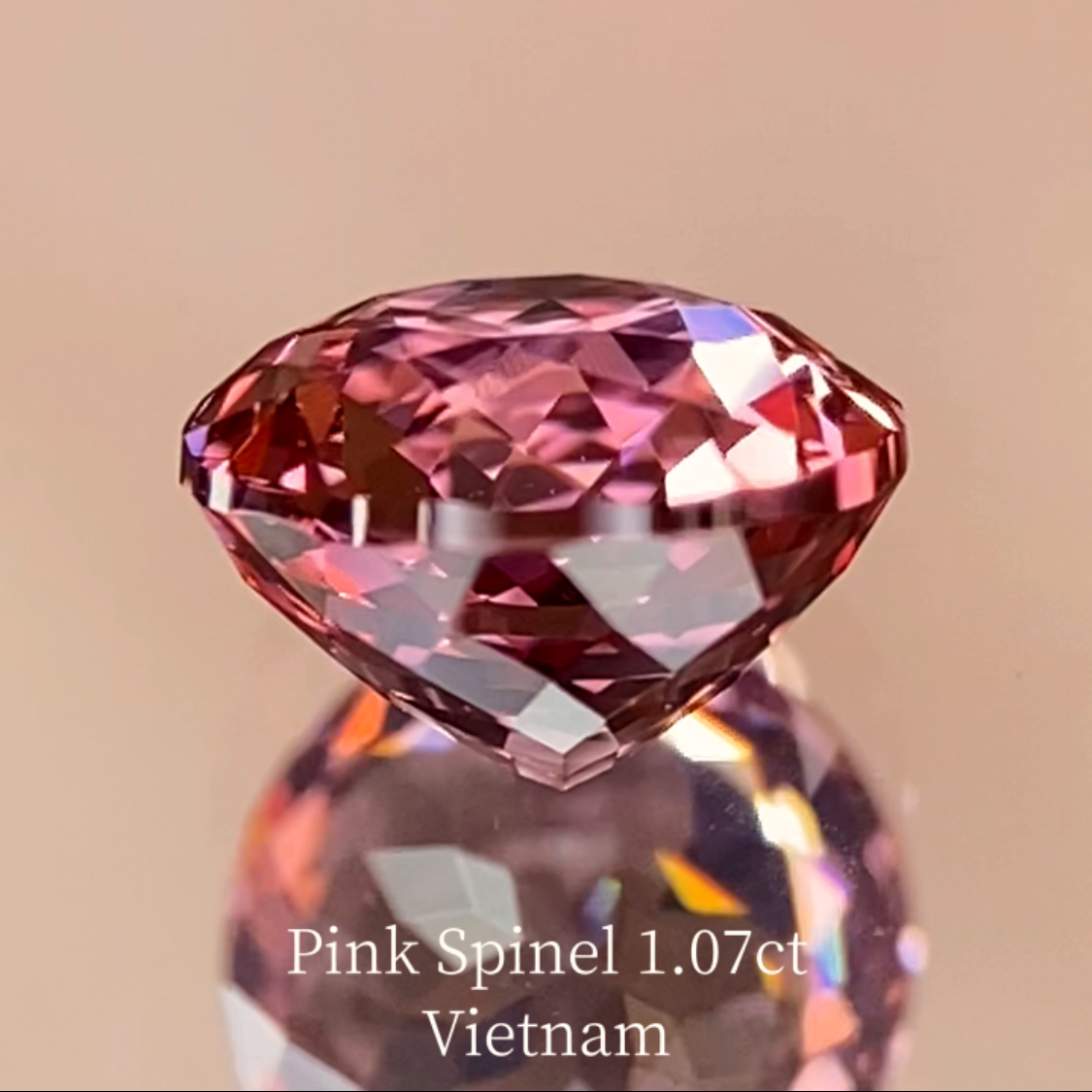 Pink Spinel 1.07ct / Vietnam