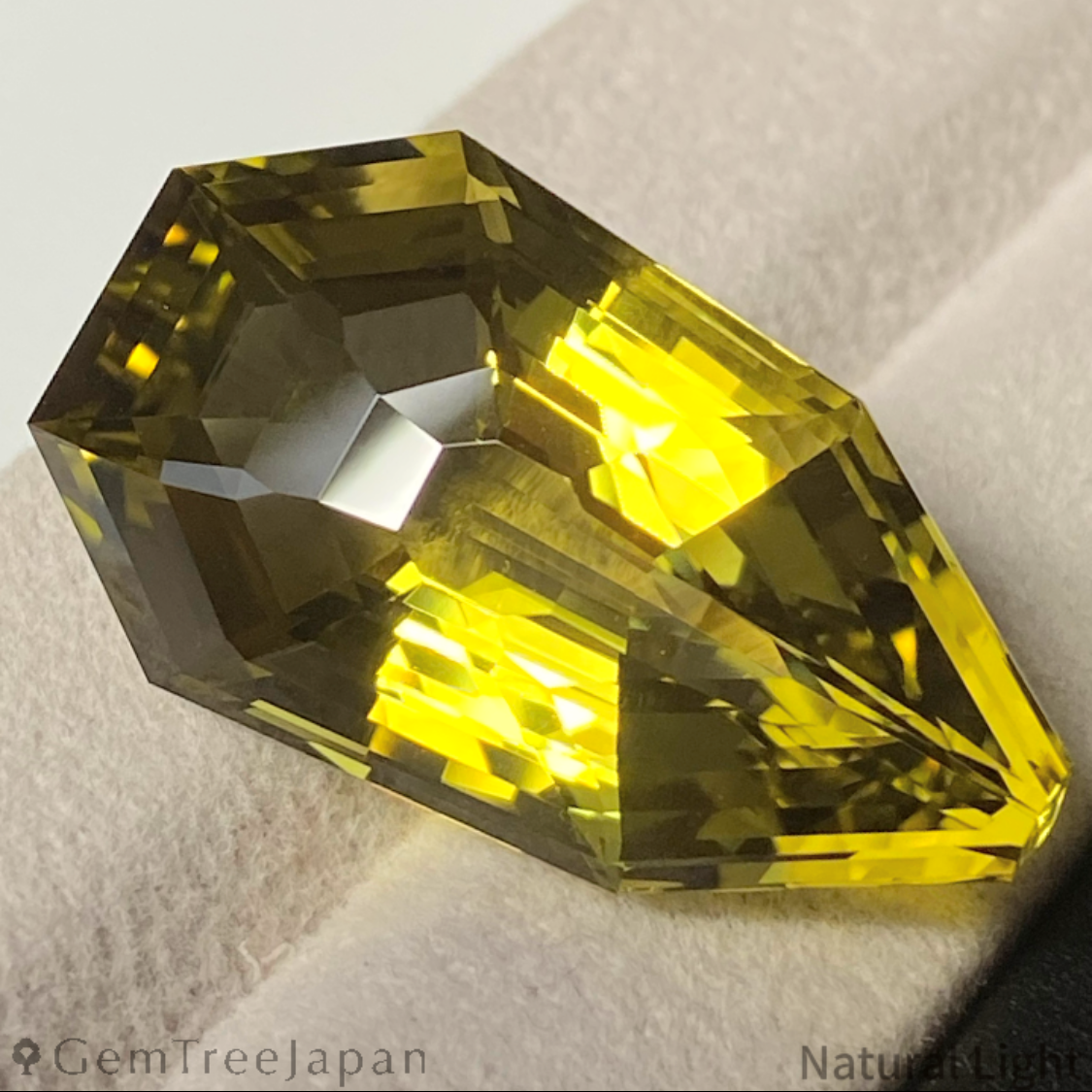 Lemon Quartz 34.27ct