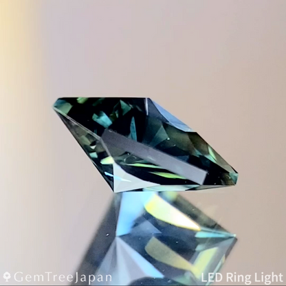 Greenish Blue Sapphire 0.500ct / Cameroon