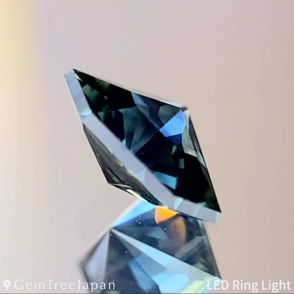 Greenish Blue Sapphire 0.500ct / Cameroon