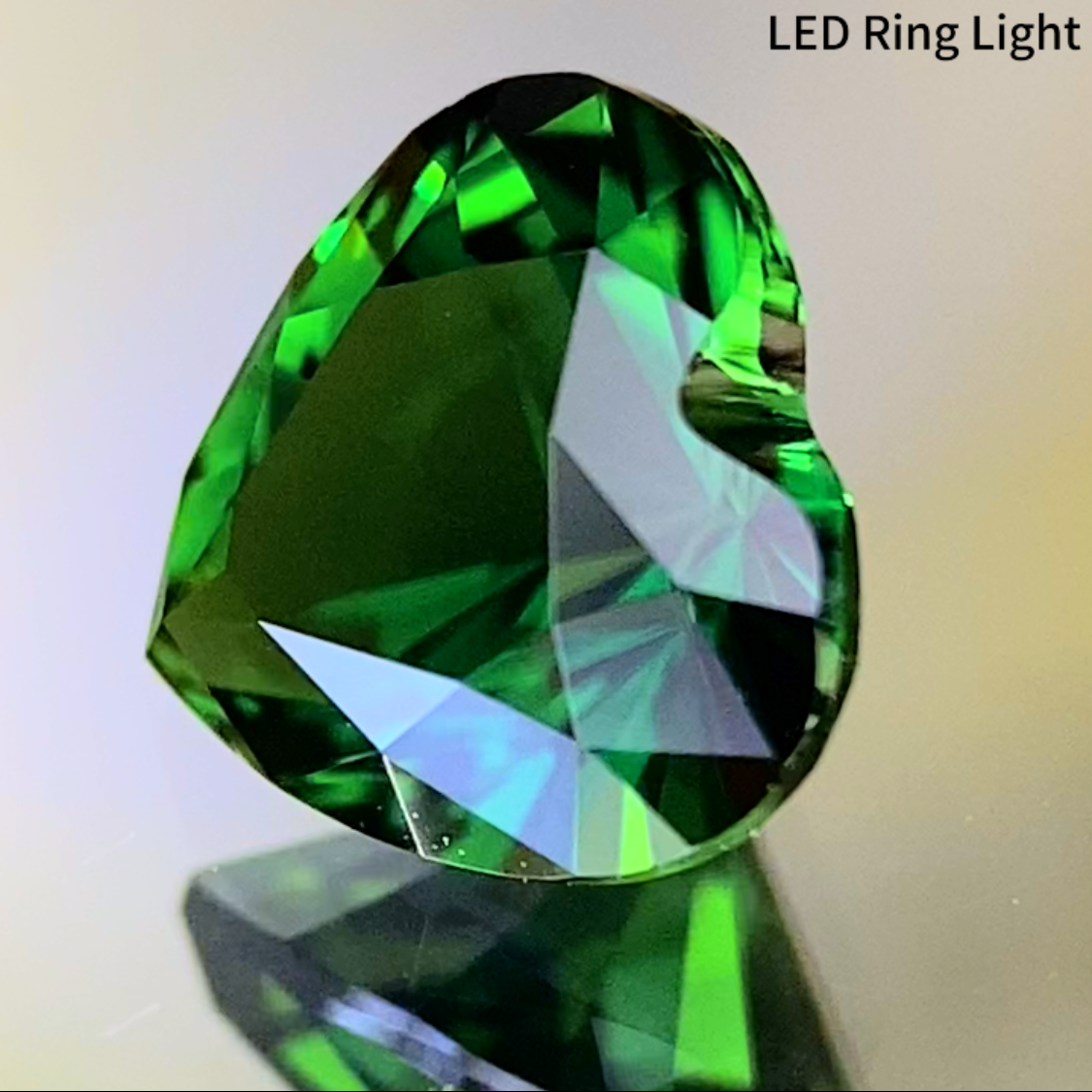 Chrome Tourmaline 0.93ct / Tanzania