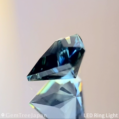 Greenish Blue Sapphire 0.500ct / Cameroon