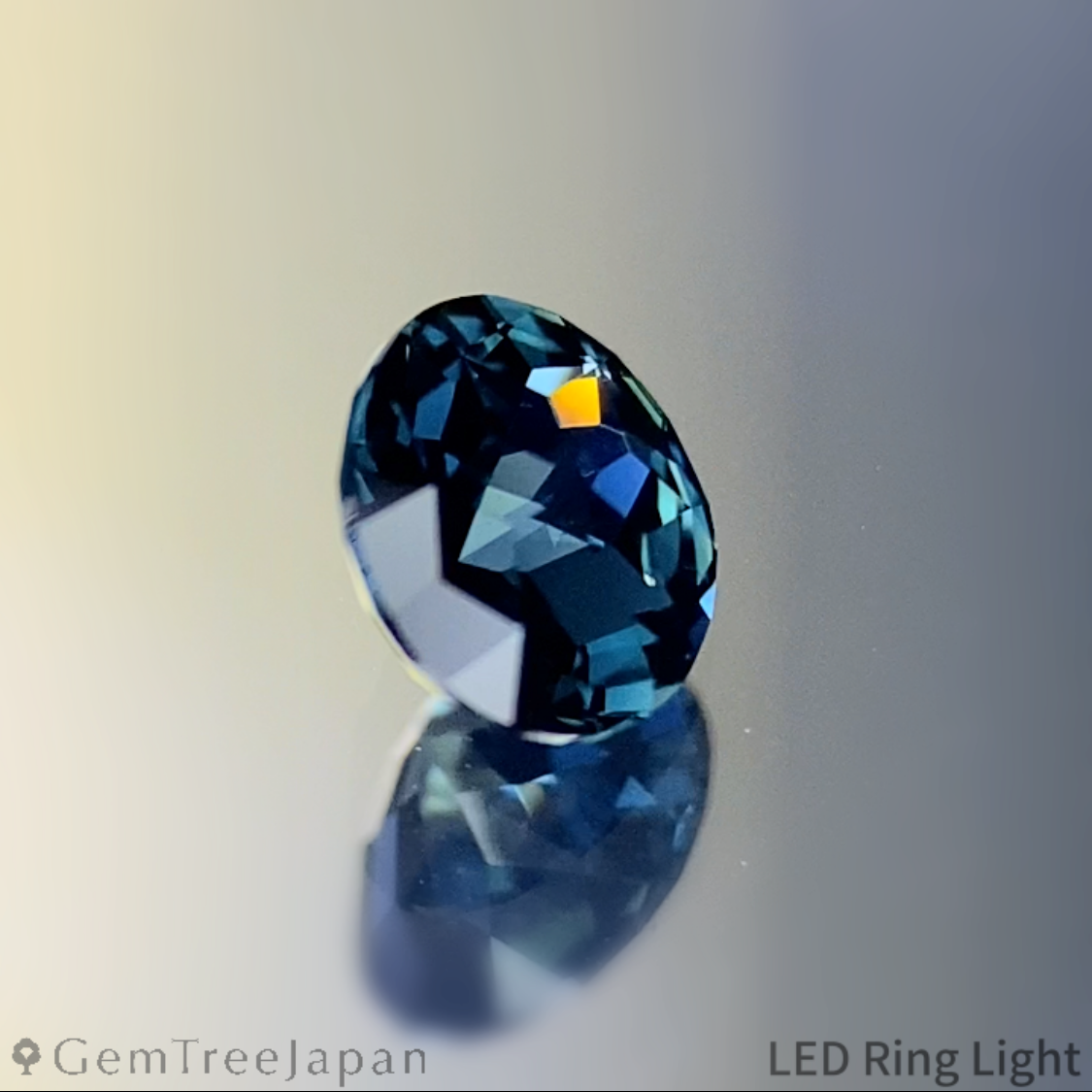 Greenish Blue Sapphire 0.455ct / Thailand