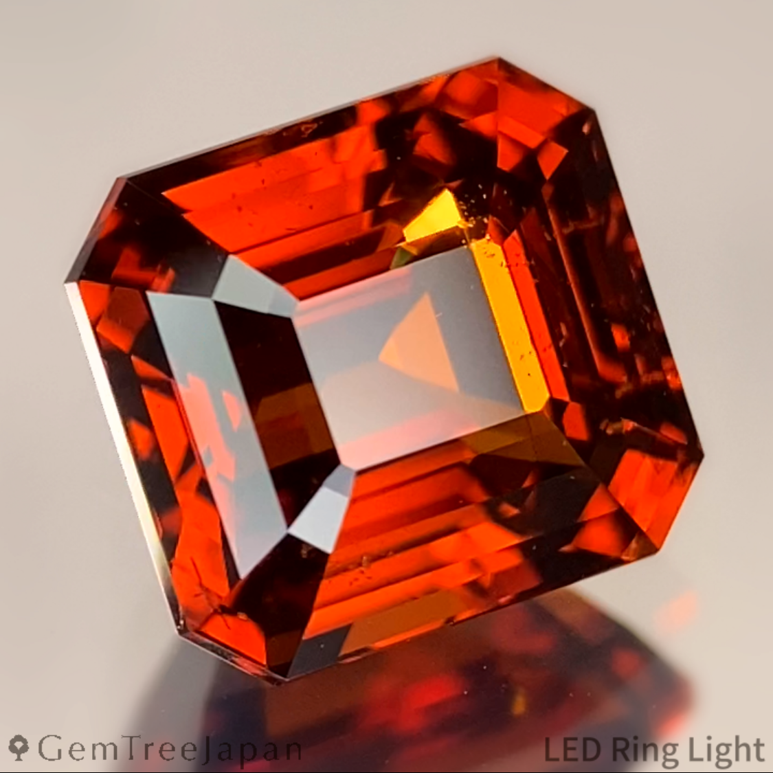 "4-6 Steps" Spessartine Garnet 2.97ct / Tanzania