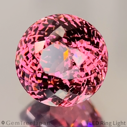 "Super Gira 170" Malaya Garnet 2.21ct / Tanzania