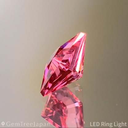 【One Price】Mahenge Spinel 0.442ct / Tanzania