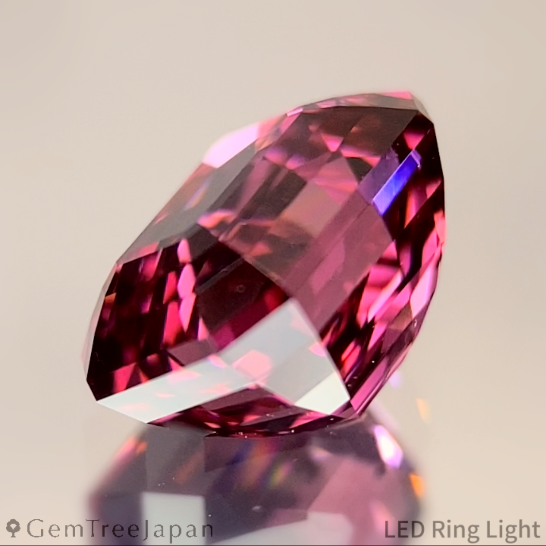 "4-6 Steps" Malaya Garnet (Pyralspite) 2.133ct / Tanzania