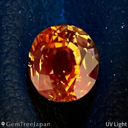 Un-Heat Parti-color Sapphire 1.02ct / Thailand (Kanchanaburi)