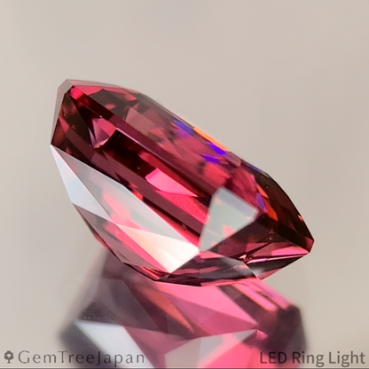 【SP Trial Price】"4 Steps & Sissors" Malaya Garnet 2.16ct / Tanzania