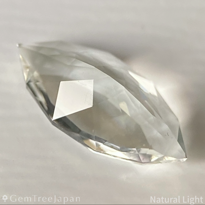 Hyalite Opal 0.664ct / Hungary