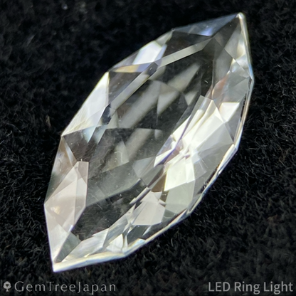 Hyalite Opal 0.664ct / Hungary