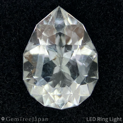 Hyalite Opal 1.210ct / Hungary