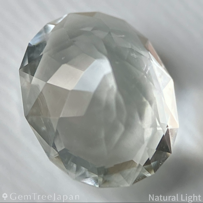 Hyalite Opal 1.814ct / Hungary