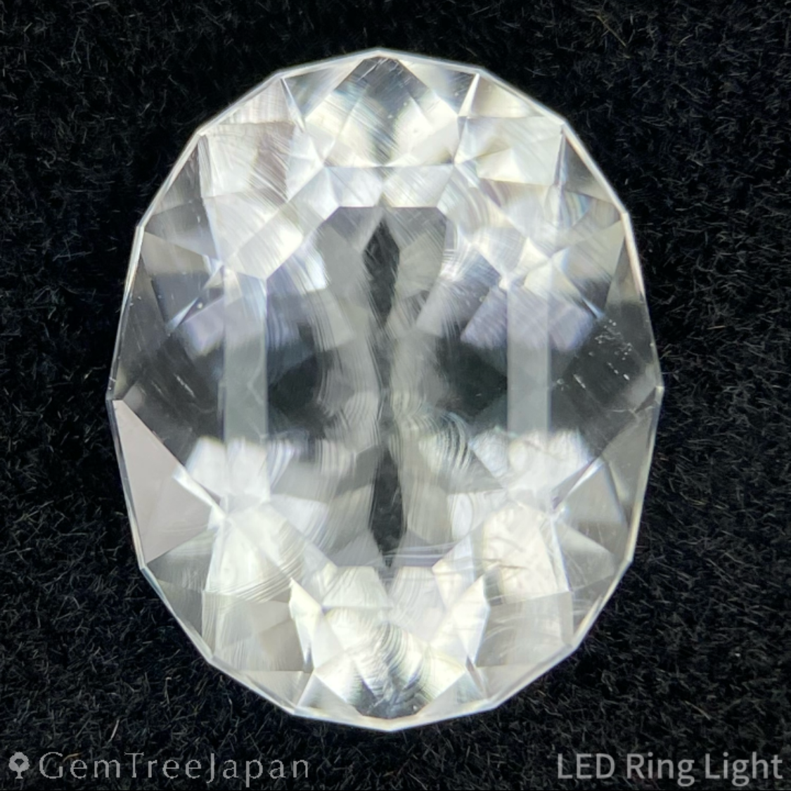 Hyalite Opal 1.814ct / Hungary