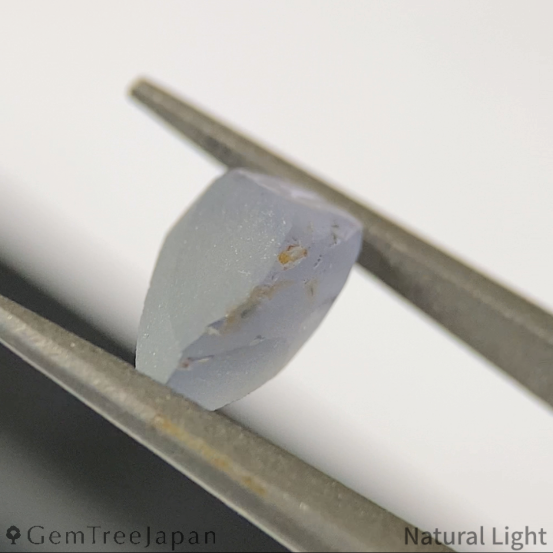 Greenish Light Blue Sapphire 1.127ct / Madagascar