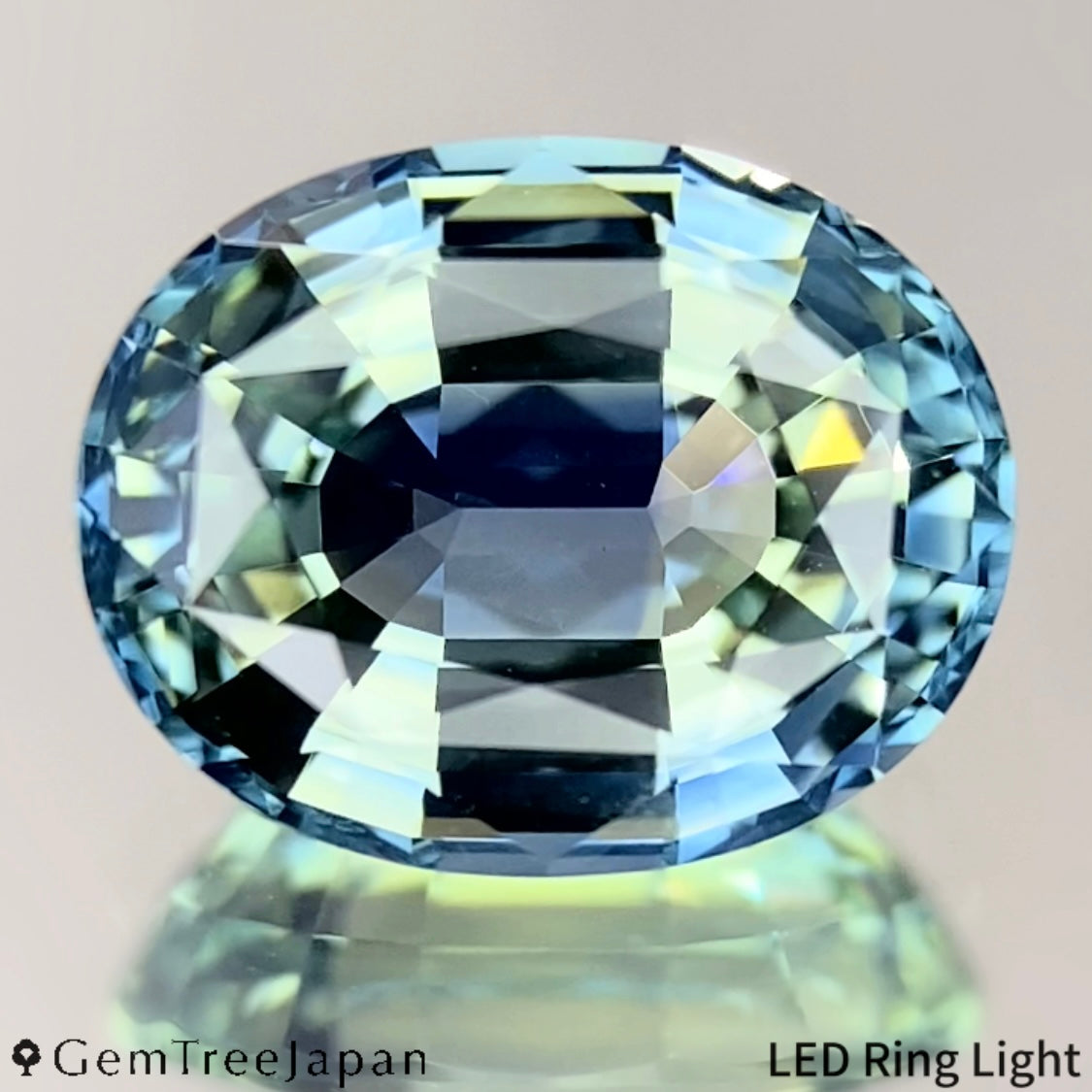 "Magical Color" Parti-Color Sapphire 3.266ct / Thailand(Kanchanaburi)