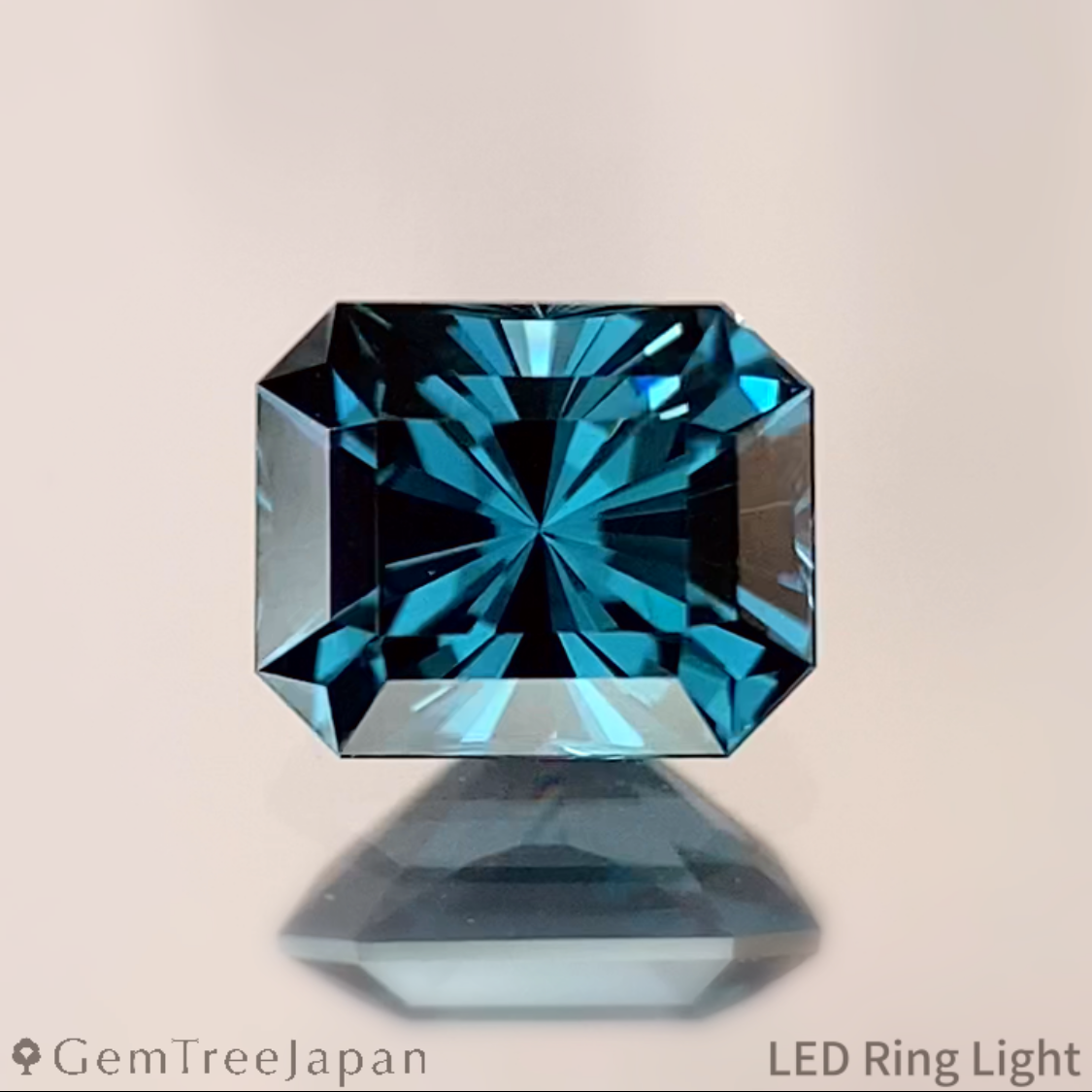 【Trial Price】Bluish Green Spinel 0.63ct / Sri Lanka