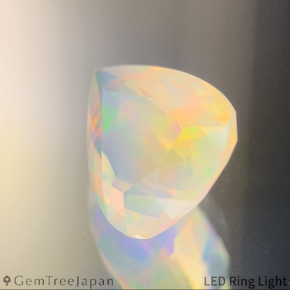 Crystal Opal 0.984ct / Mexico