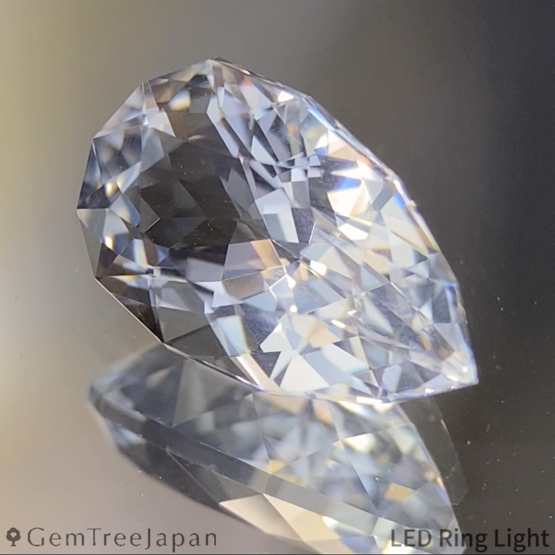 Scapolite 1.833ct / Pakistan